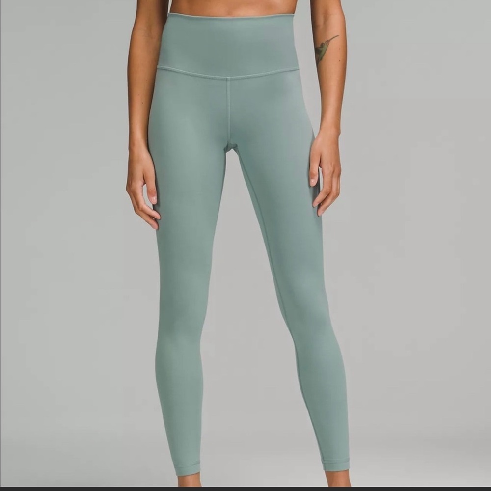 Lululemon Wunder Under leggings